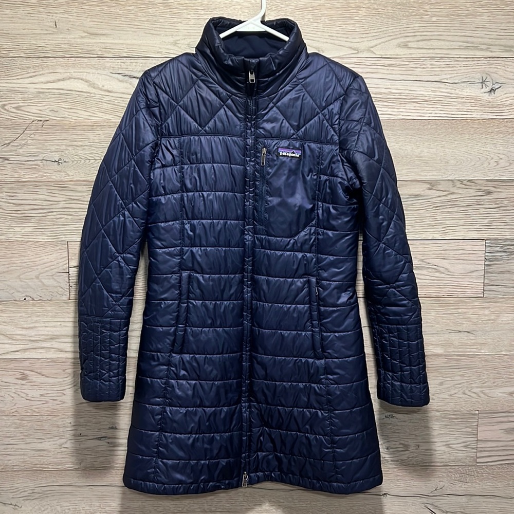 Womens Patagonia Radalie Parka. Size small in Navy.
